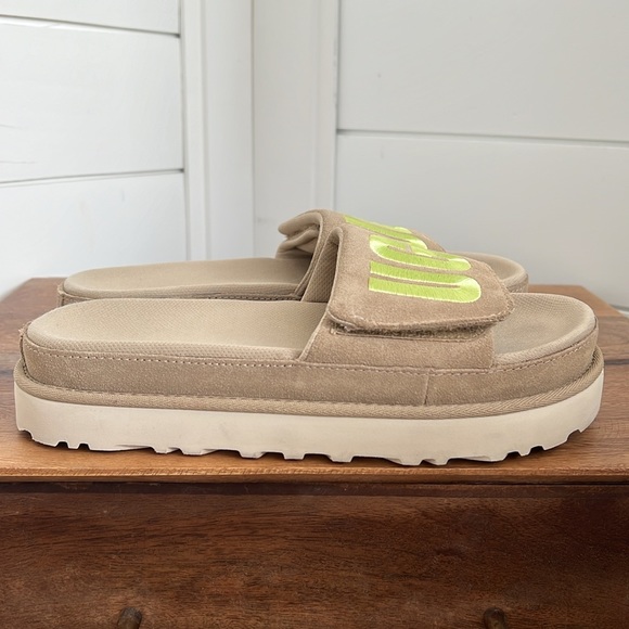 UGG platform slides - Picture 3 of 17